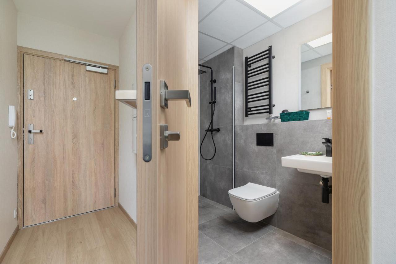 Cozy Studio Apartments Sauna & Ac Krakow By Noclegi Renters Luaran gambar
